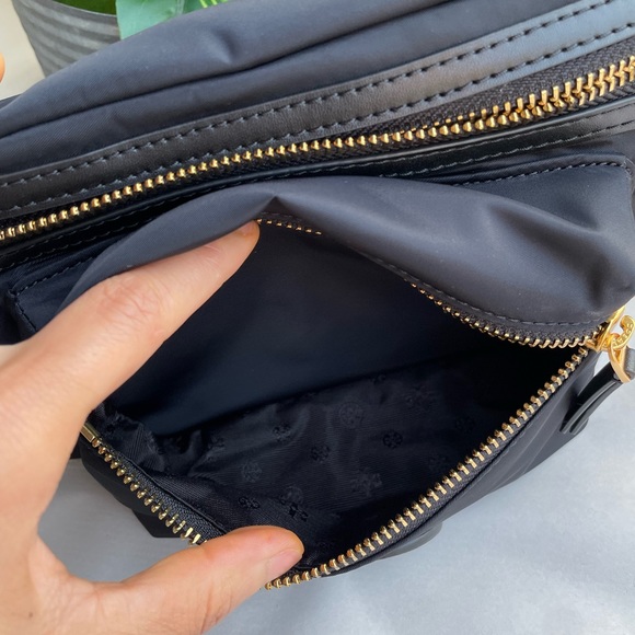 New, authentic Tory Burch nylon belt bag black 161103 - Picture 6 of 13